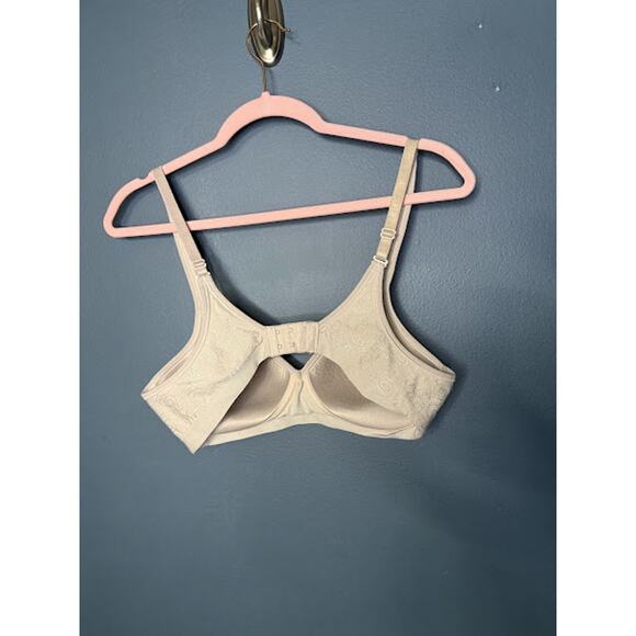 Bali Bra Women's Size 38B Underwire Free Soft Touch Comfort - Picture 2 of 9